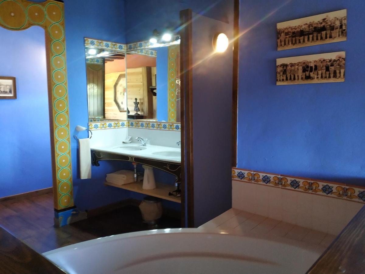 Hotel Rural Reina Berta Murillo de Gállego Екстериор снимка