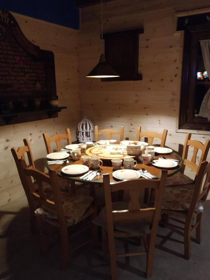 Hotel Rural Reina Berta Murillo de Gállego Екстериор снимка
