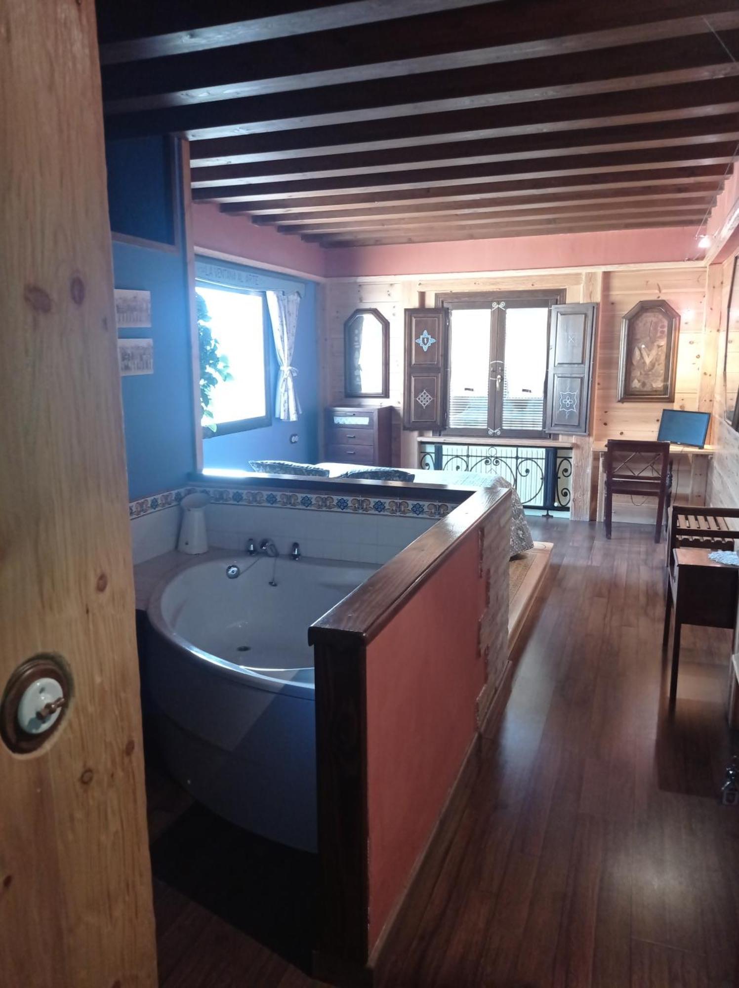 Hotel Rural Reina Berta Murillo de Gállego Екстериор снимка