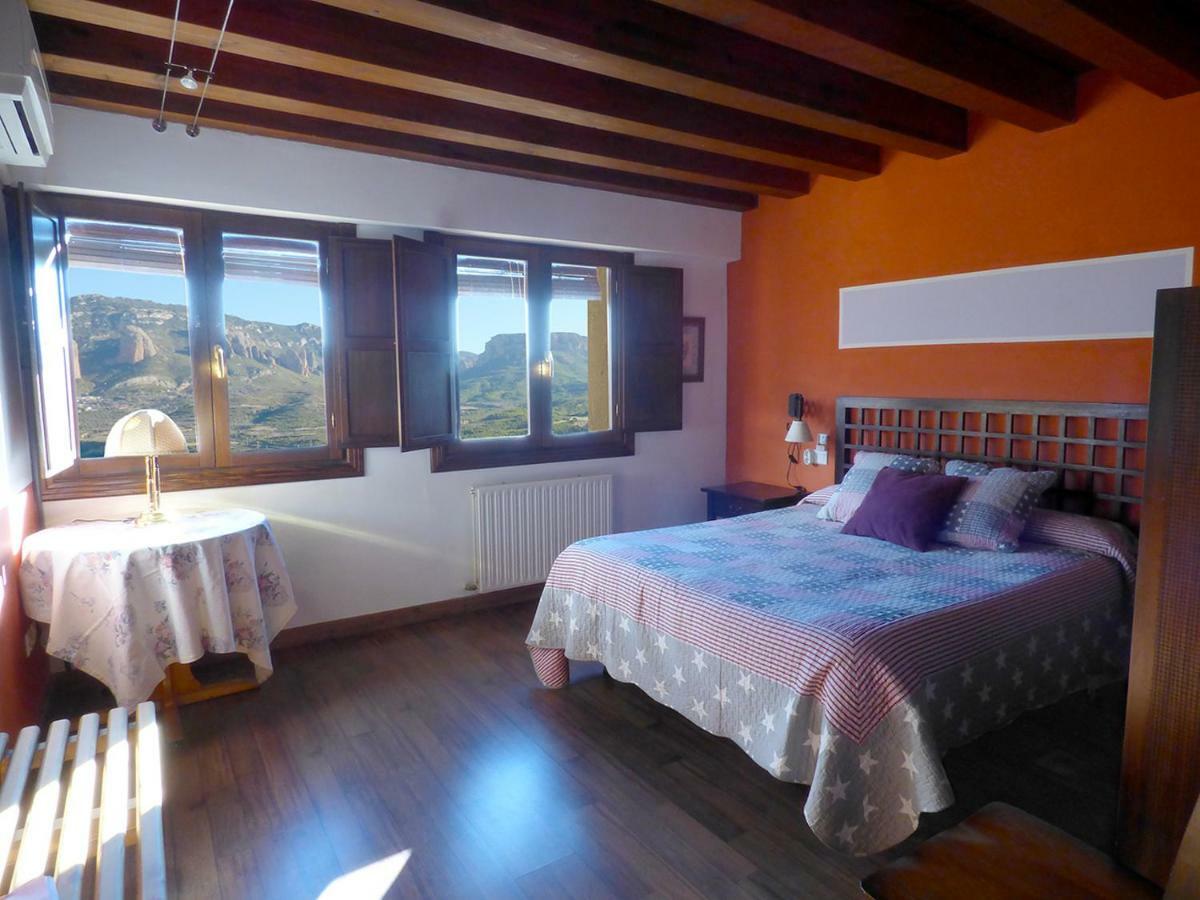 Hotel Rural Reina Berta Murillo de Gállego Екстериор снимка